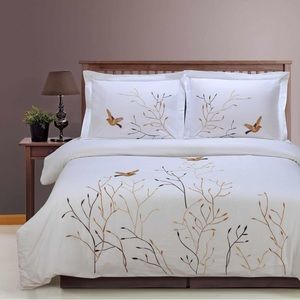 Embroidered duvet cover set
